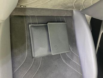 Volkswagen ID.4 Pure 52kWh Life (148 ps) - REVERSE CAM - HEATED SEATS - NAV