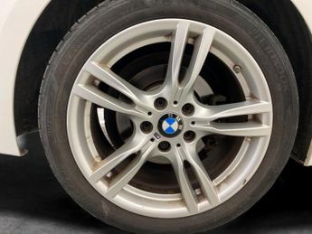 BMW 3 Series 2.0 320d M Sport Touring xDrive (190 ps) - LED - NAV - PERFORMAN