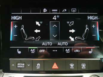 Audi e-tron 50 Technik quattro 71.2kWh (11kW Charger) (313 ps) - 360 CAM - L