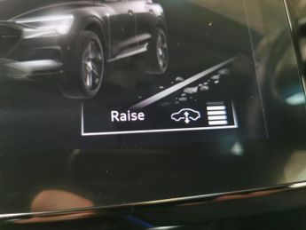 Audi e-tron 50 Technik quattro 71.2kWh (11kW Charger) (313 ps) - 360 CAM - L