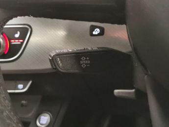 Audi A4 2.0 TDI 30 Technik S Tronic (136 ps) - BLUETOOTH - CRUISE - PADD