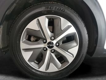 Kia Niro 64kWh 3 (201 bhp) - HEATED STEERING - LANE DEPARTURE  - BLUETOOT