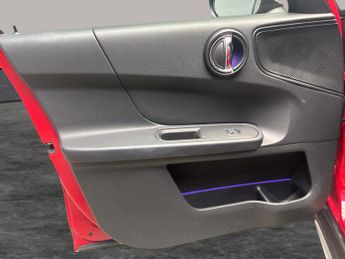 Mini Countryman 1.5 Cooper Classic Steptronic (136 ps) - CRUISE - AUTO HEADLIGHT