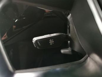 Audi e-tron 50 Technik quattro 71.2kWh (11kW Charger) (313 ps) - 360 CAM - L