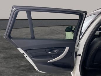 BMW 3 Series 2.0 320d M Sport Touring xDrive (190 ps) - LED - NAV - PERFORMAN