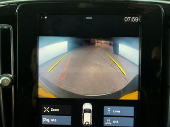 Volvo XC40 1.5h T4 Recharge 10.7kWh Plus Plug-in (211 ps) - CARPLAY - KEYLE