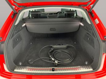 Audi e-tron 50 Technik quattro 71.2kWh (11kW Charger) (313 ps) - 360 CAM - L