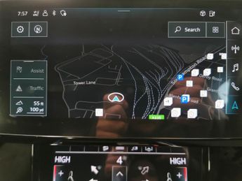 Audi e-tron 50 Technik quattro 71.2kWh (11kW Charger) (313 ps) - 360 CAM - L