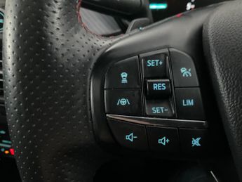 Ford Focus 2.0 EcoBlue ST-Line X (150 ps) - REVERSE CAM - HEATED SEATS - NA