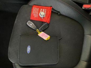 Ford Focus 2.0 EcoBlue ST-Line X (150 ps) - REVERSE CAM - HEATED SEATS - NA