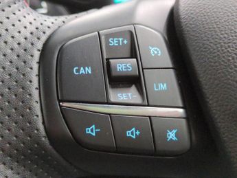 Ford Focus 1.0T EcoBoost MHEV ST-Line DCT (155 ps) - FORD SYNC3 - BLUETOOTH