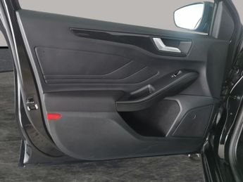 Ford Focus 1.0T EcoBoost MHEV ST-Line DCT (155 ps) - FORD SYNC3 - BLUETOOTH