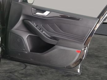 Ford Focus 1.0T EcoBoost MHEV ST-Line DCT (155 ps) - FORD SYNC3 - BLUETOOTH