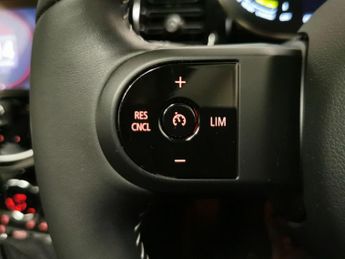 Mini Electric Hatch Cooper SE 32.6kWh Level 3 (184 ps) - 17IN ALLOYS - 17IN ALLOYS -