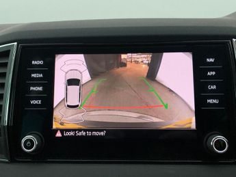 Skoda Karoq 1.5 TSI ACT SE L DSG (150 ps) - SMARTLINK - REVERSE CAM - NAV