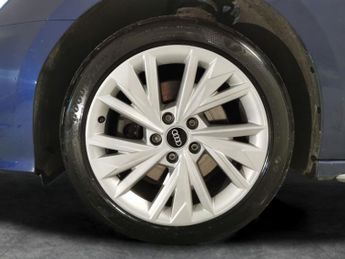 Renault Megane 1.5 Blue dCi Iconic Sport Tourer EDC (115 ps) - CRUISE - DRIVING