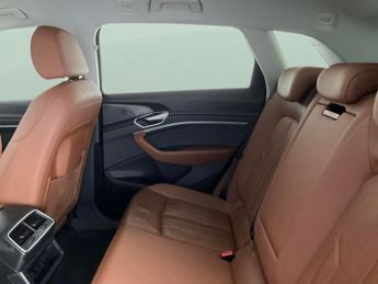 Audi e-tron 50 Technik quattro 71.2kWh (11kW Charger) (313 ps) - KEYLESS ENT