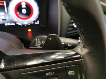 Nissan Qashqai 1.3 DiG-T MH 158 N-Connecta [Glass Rf] Xtronic - REVERSE CAM - N