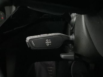 Audi e-tron 50 Technik quattro 71.2kWh (11kW Charger) (313 ps) - KEYLESS ENT