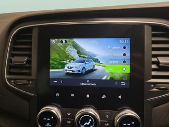 Renault Megane 1.5 Blue dCi Iconic Sport Tourer EDC (115 ps) - CRUISE - DRIVING