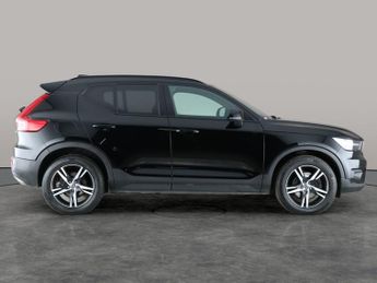 Volvo XC40 2.0 D4 R-Design AWD (190 ps) - PARK ASSIST - LED - LANE DEPARTUR