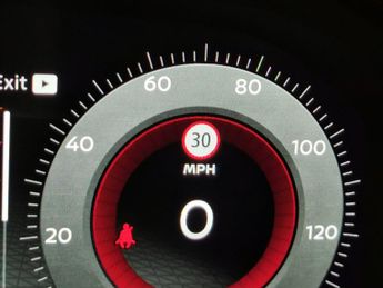 Nissan Qashqai 1.3 DiG-T MH 158 N-Connecta [Glass Rf] Xtronic - REVERSE CAM - N