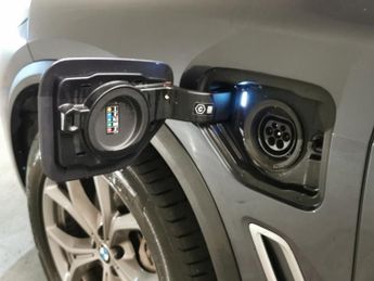 BMW X5 3.0 45e 24kWh xLine Plug-in xDrive (394 ps) - LEATHER - PARK ASS