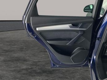 Audi Q5 2.0 TFSIe 50 S line Plug-in S Tronic quattro 17.9kWh (299 ps) - 