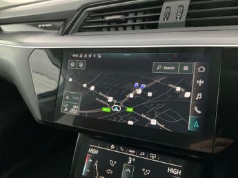 Audi e-tron 50 Technik quattro 71.2kWh (11kW Charger) (313 ps) - KEYLESS ENT