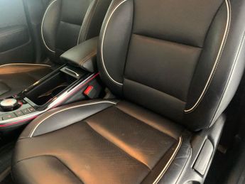 Kia Niro 64kWh 4 (201 bhp) - REVERSE CAM - NAV - HEATED LEATHER