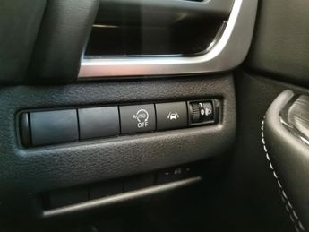 Nissan Qashqai 1.3 DiG-T MH 158 N-Connecta [Glass Rf] Xtronic - REVERSE CAM - N