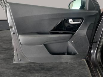 Kia Niro 64kWh 4 (201 bhp) - REVERSE CAM - NAV - HEATED LEATHER