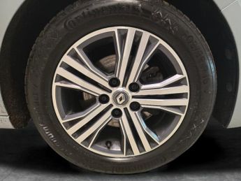 Renault Megane 1.5 Blue dCi Iconic Sport Tourer EDC (115 ps) - CRUISE - DRIVING