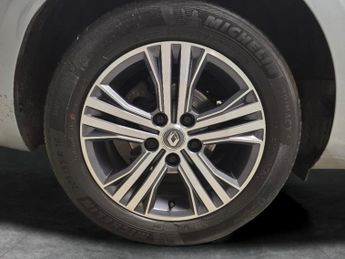 Renault Megane 1.5 Blue dCi Iconic Sport Tourer EDC (115 ps) - CRUISE - DRIVING