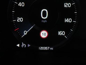 Volvo XC40 1.5h T5 Twin Engine Recharge 10.7kWh Inscription Plug-in (262 ps