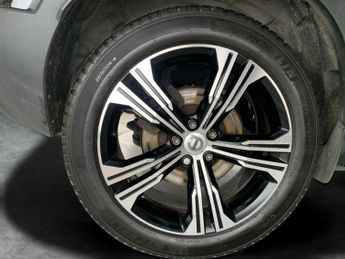 Volvo XC40 1.5h T5 Twin Engine Recharge 10.7kWh Inscription Plug-in (262 ps