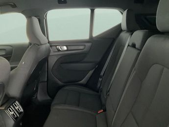 Volvo XC40 Recharge 69kWh Core (231 ps) - PARK ASSIST - LED - NAV