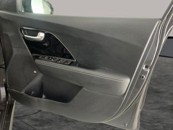 Kia Niro 64kWh 4 (201 bhp) - REVERSE CAM - NAV - HEATED LEATHER