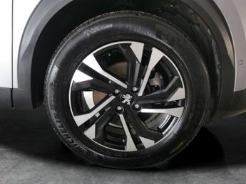 Peugeot E-2008 50kWh GT (7kW Charger) (136 ps) - REVERSE CAM - NAV - HEATED SEA