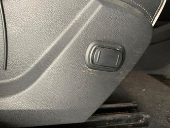 Renault Megane E-tech 60kWh techno (optimum charge) (220 ps) - KEYLESS ENTRY - PARK AS