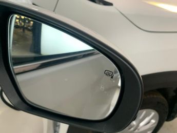 Suzuki S-cross 1.5h Motion AGS (115 ps) - REVERSE CAM - NAV - HEATED SEATS