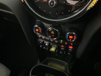 Mini Electric Hatch Cooper SE 32.6kWh Level 2 (184 ps) - HEATED SEATS - NAV - CRUISE