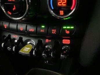 Mini Electric Hatch Cooper SE 32.6kWh Level 2 (184 ps) - HEATED SEATS - NAV - CRUISE