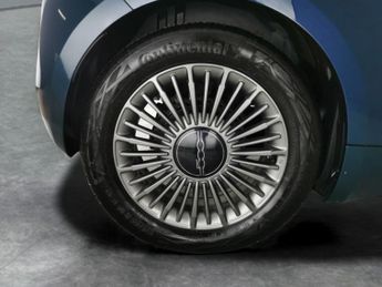 Fiat 500e 42kWh Icon (118 ps) - LANE DEPARTURE  - BLUETOOTH - CRUISE