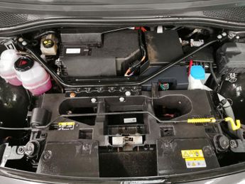 Volkswagen ID.4 Pro Performance 77kWh 1ST Edition (204 ps) - REVERSE CAM - HEATE