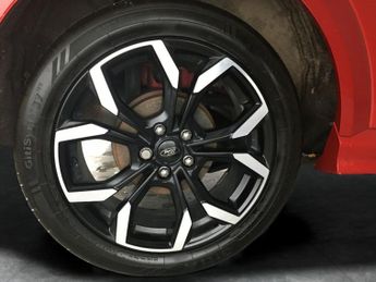 Ford Puma 1.0T EcoBoost ST-Line X DCT (125 ps) - LED - NAV - HEATED SEATS