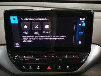 Volkswagen ID.4 Pro Performance 77kWh 1ST Edition (204 ps) - REVERSE CAM - HEATE