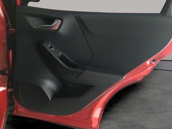 Ford Puma 1.0T EcoBoost ST-Line X DCT (125 ps) - LED - NAV - HEATED SEATS