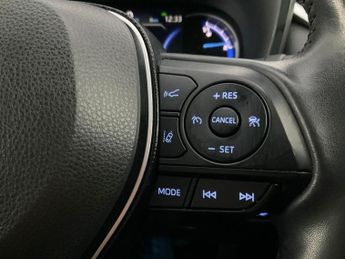 Toyota RAV4 2.5 VVT-h Black Edition CVT (218 ps) - LED - REVERSE CAM - NAV