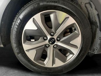 Kia Niro 64kWh 4+ (201 bhp) - REVERSE CAM - NAV - LEATHER